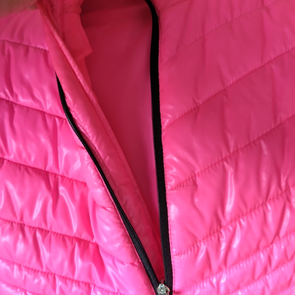 Vest - Picture 4 of 7